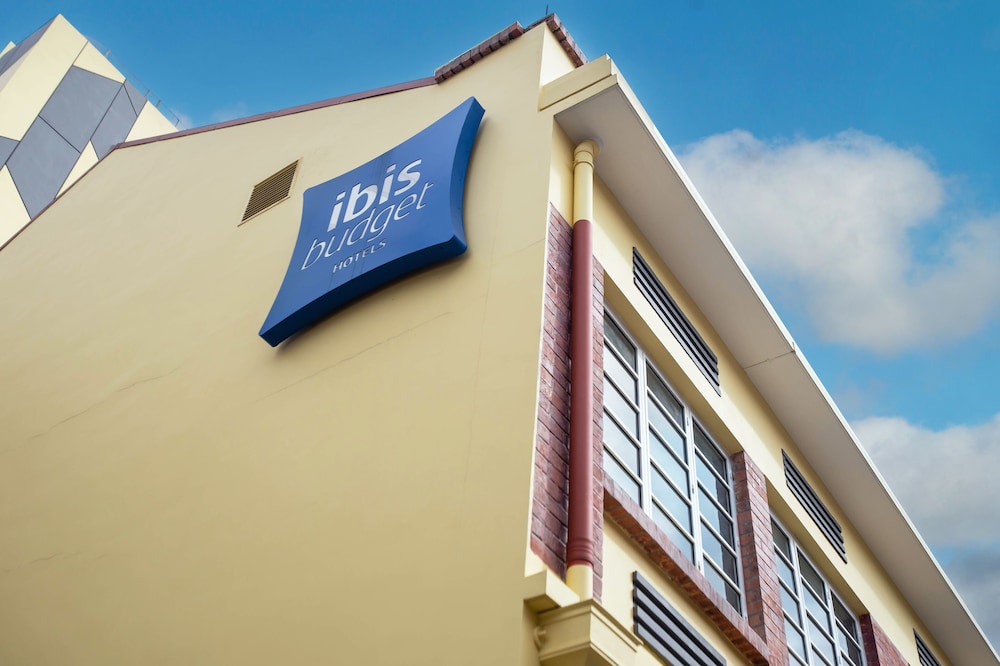 Ibis budget Singapore Gold 4/45