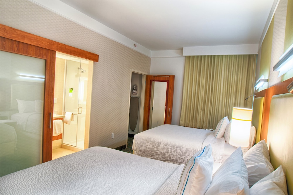 Room at SPRINGHILL SUITES CANTON, CANTON - OH