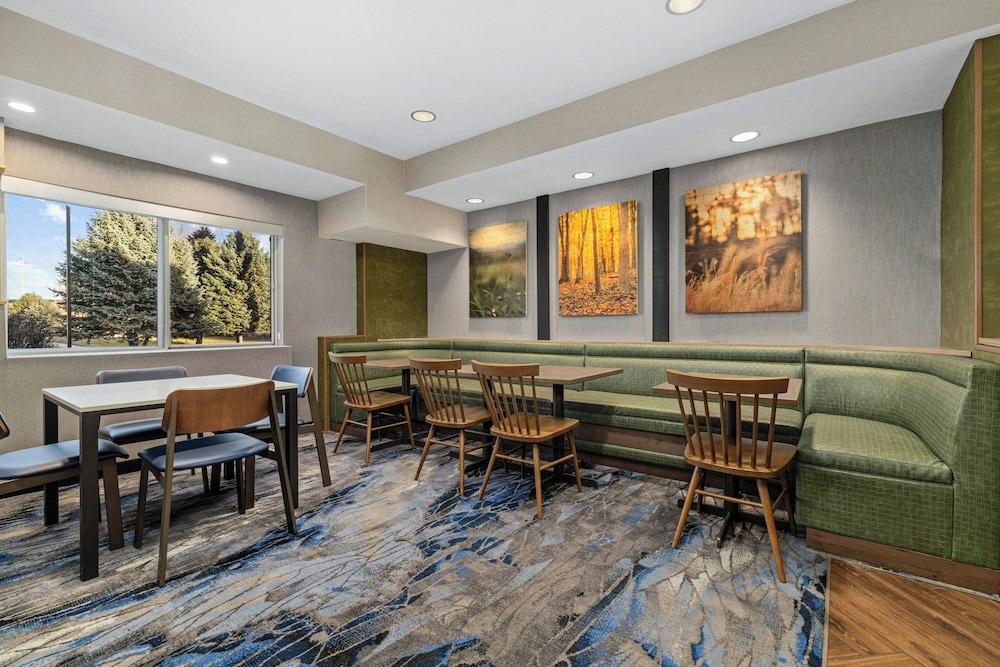 Fairfield Inn and Suites Billings 32/50