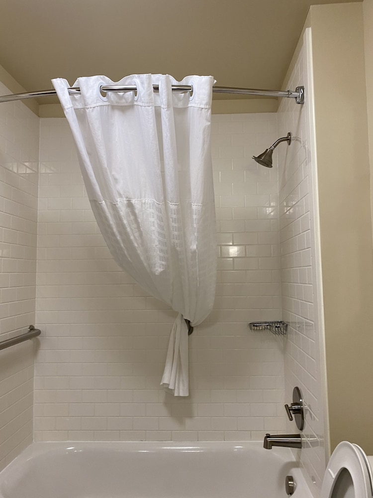 Comfort Inn & Suites Cheyenne, WY 19/41