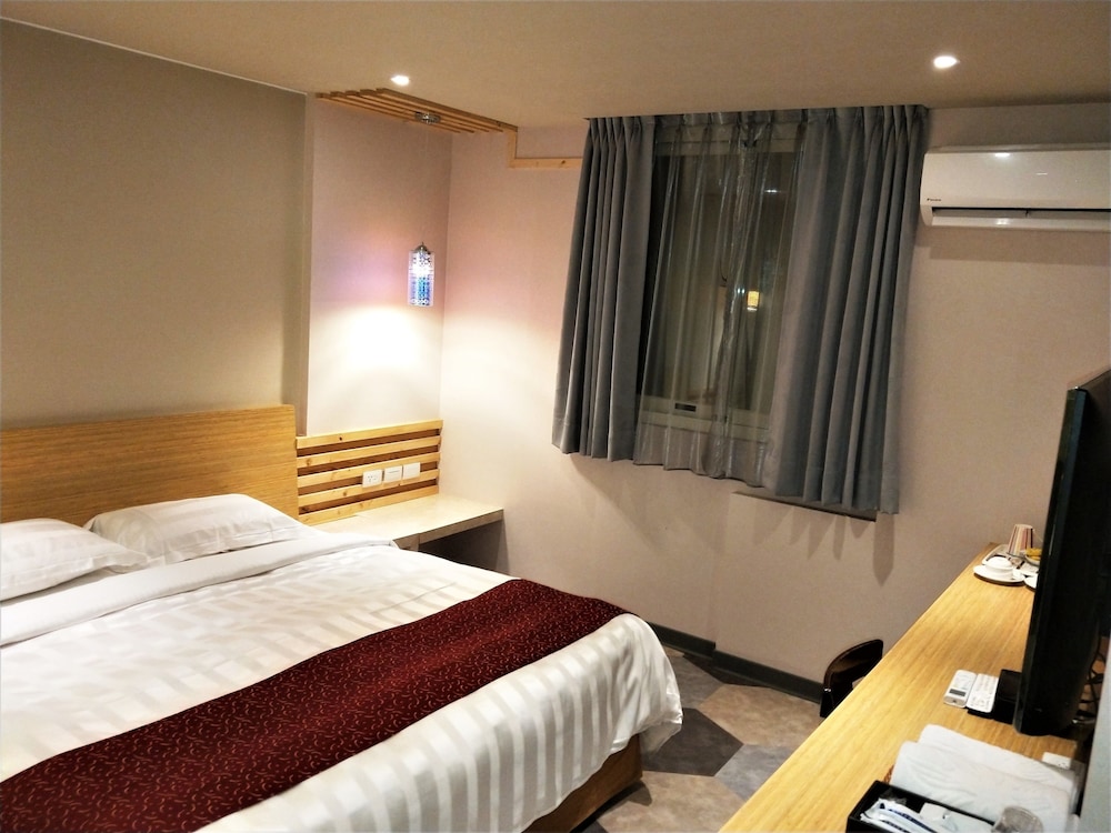 Dahshin Hotel 14/67