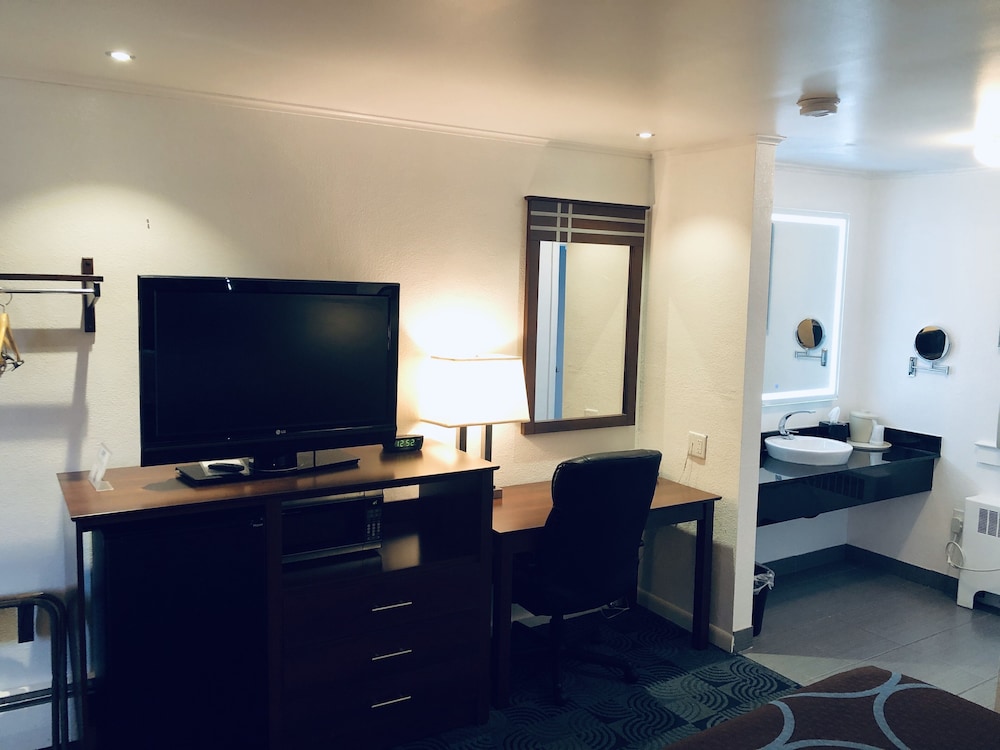 Berkshire Inn 26/32