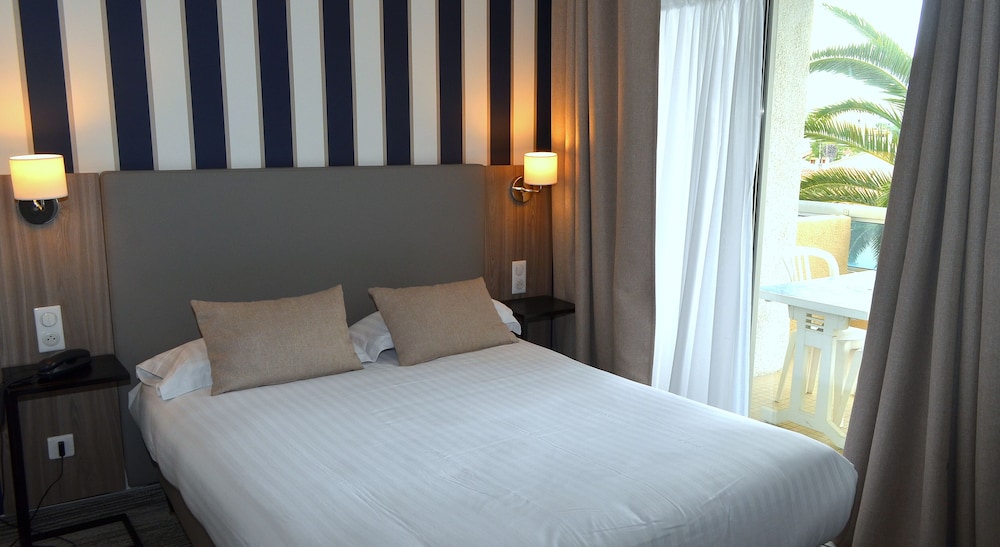 Hotel Le Galion 19/65