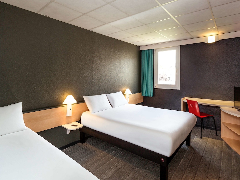 Ibis Lannion Cote De Granit Rose 12/39