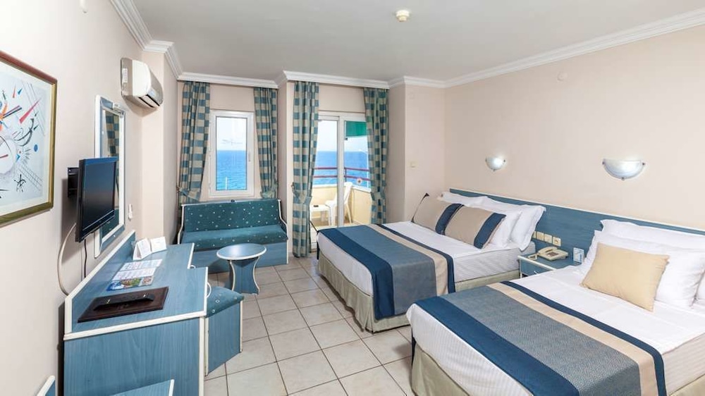 Galaxy Beach Hotel 23/72