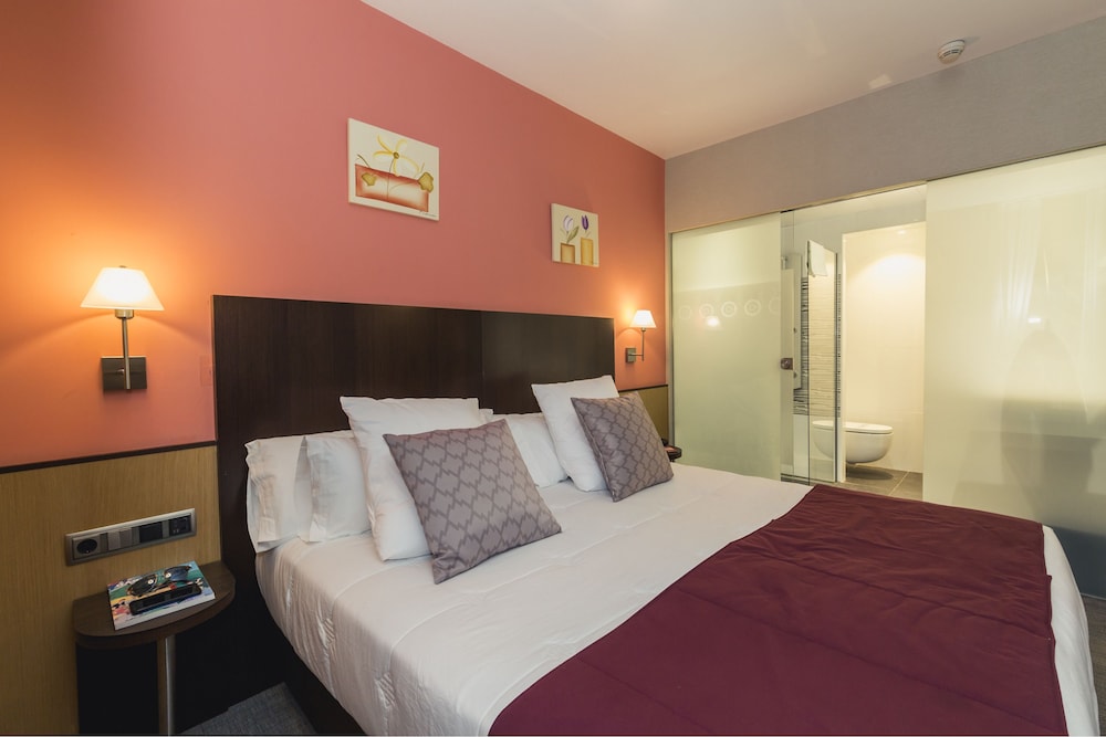 Hotel Ronda Lesseps 23/90