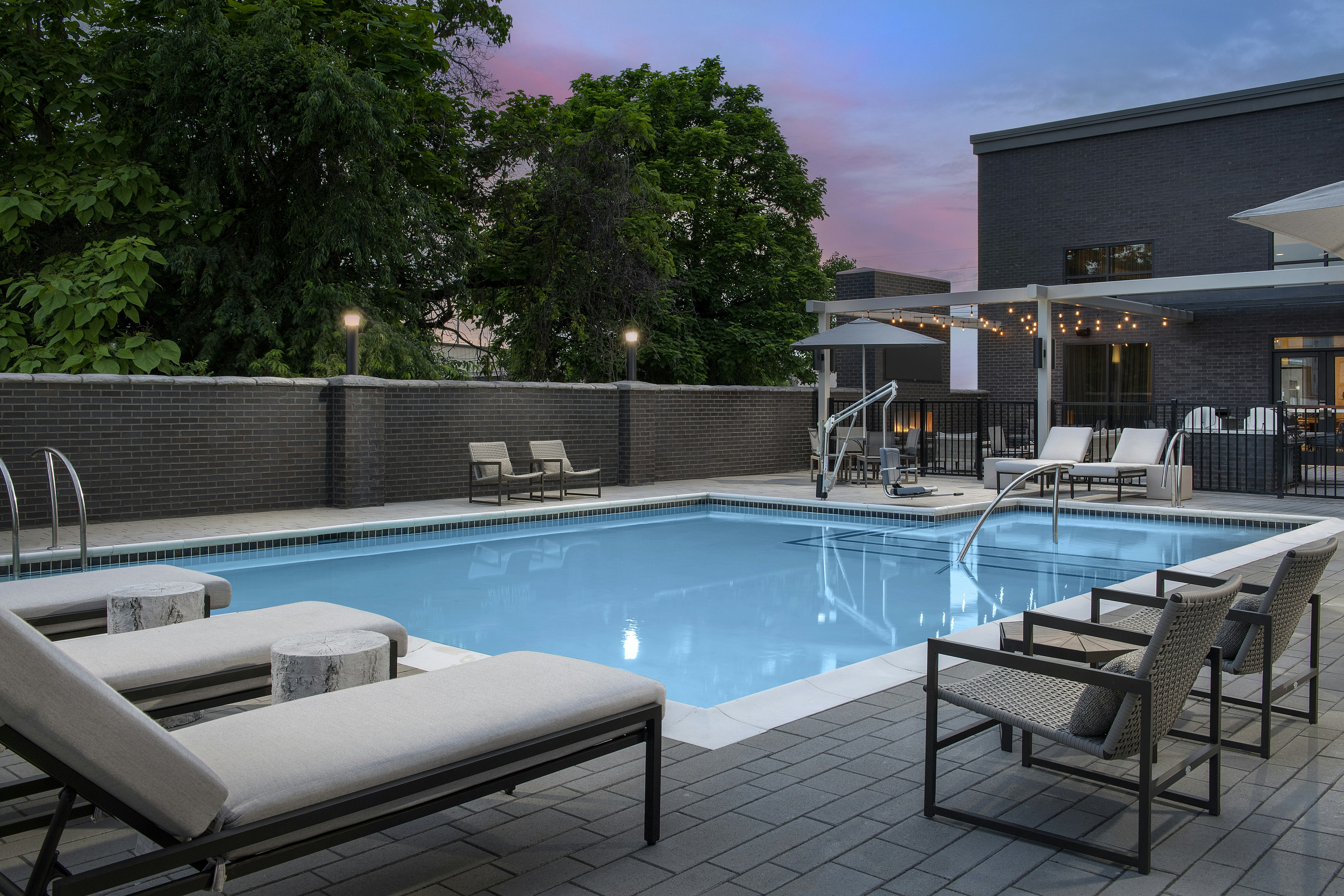 Homewood Suites by Hilton Louisville Airport 38/38
