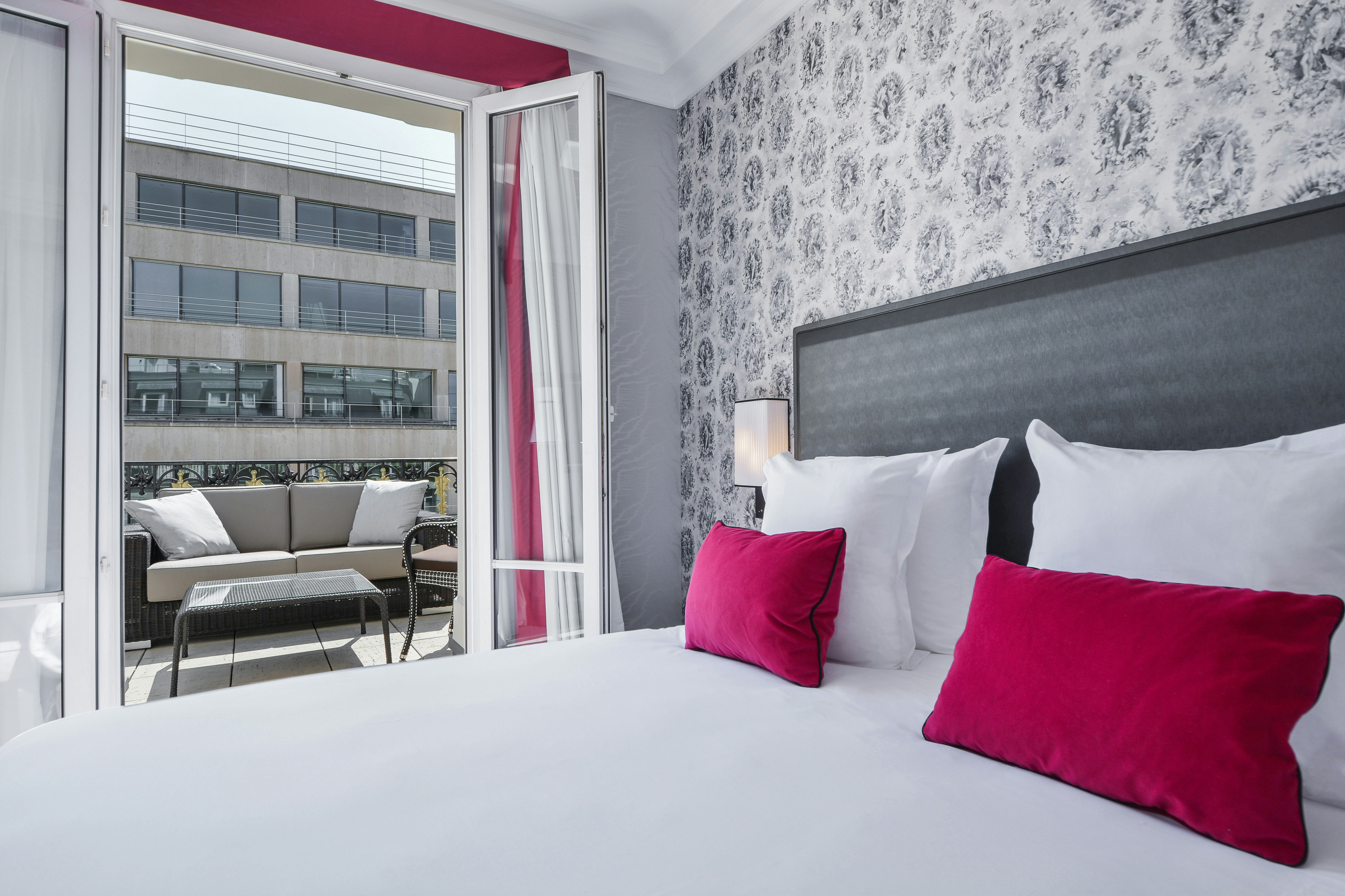 SUITE, TERRACE