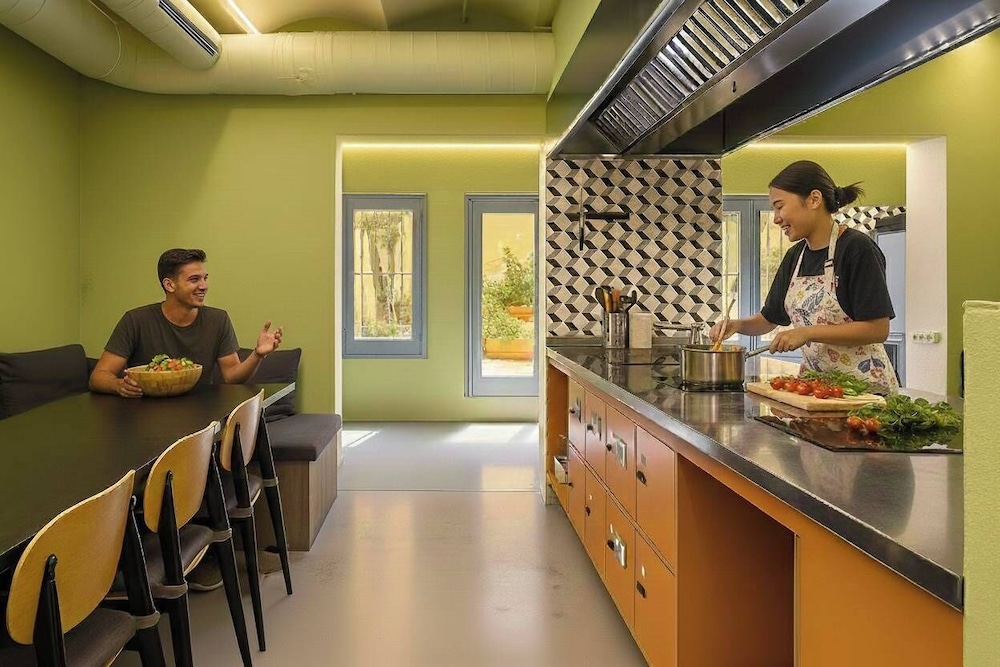 The Loft Hostel 10/47