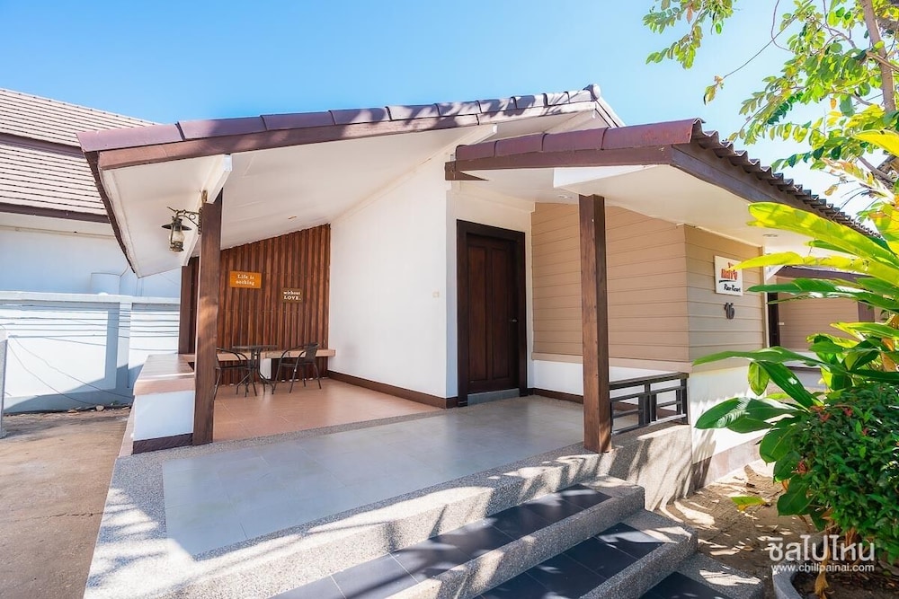 The Laekhong River Resort 2/18