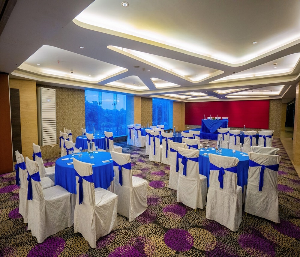 Barsana Hotel And Resort 43/50