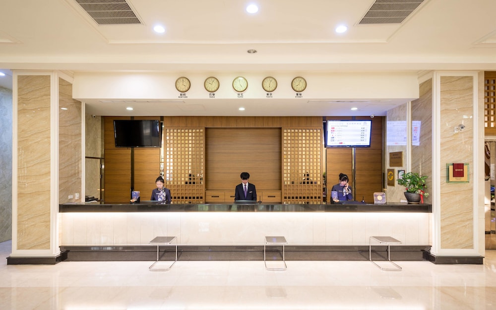 Royal Chiayi Hotel 6/66