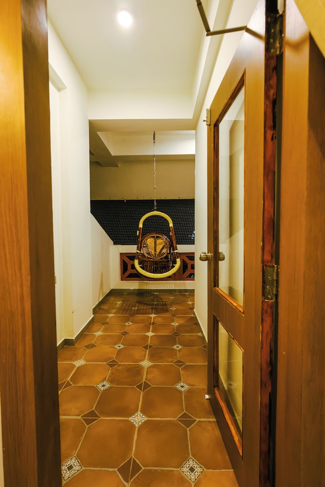 Goverdhan Greens Resort Dwarka 6/50
