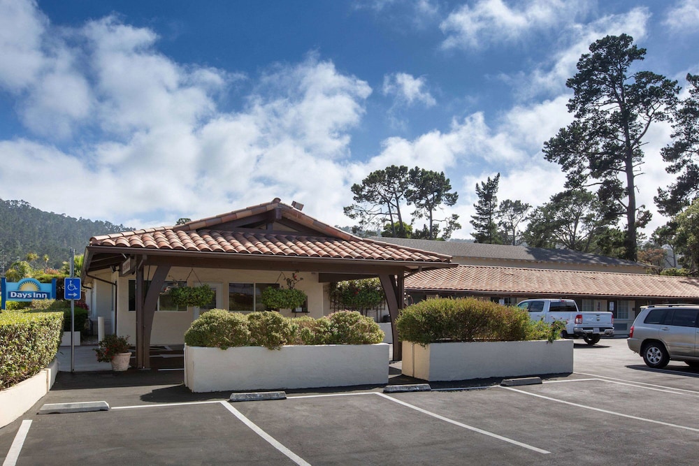 Days Inn By Wyndham Monterey-Fisherman's Wharf Aquarium 1/18