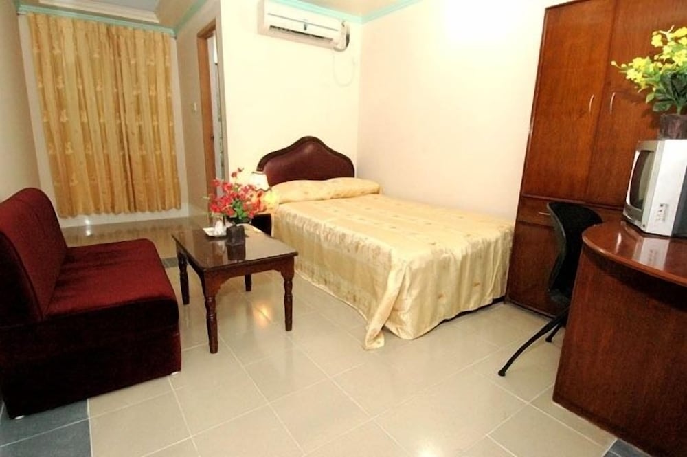 DELUXE, SINGLE BED