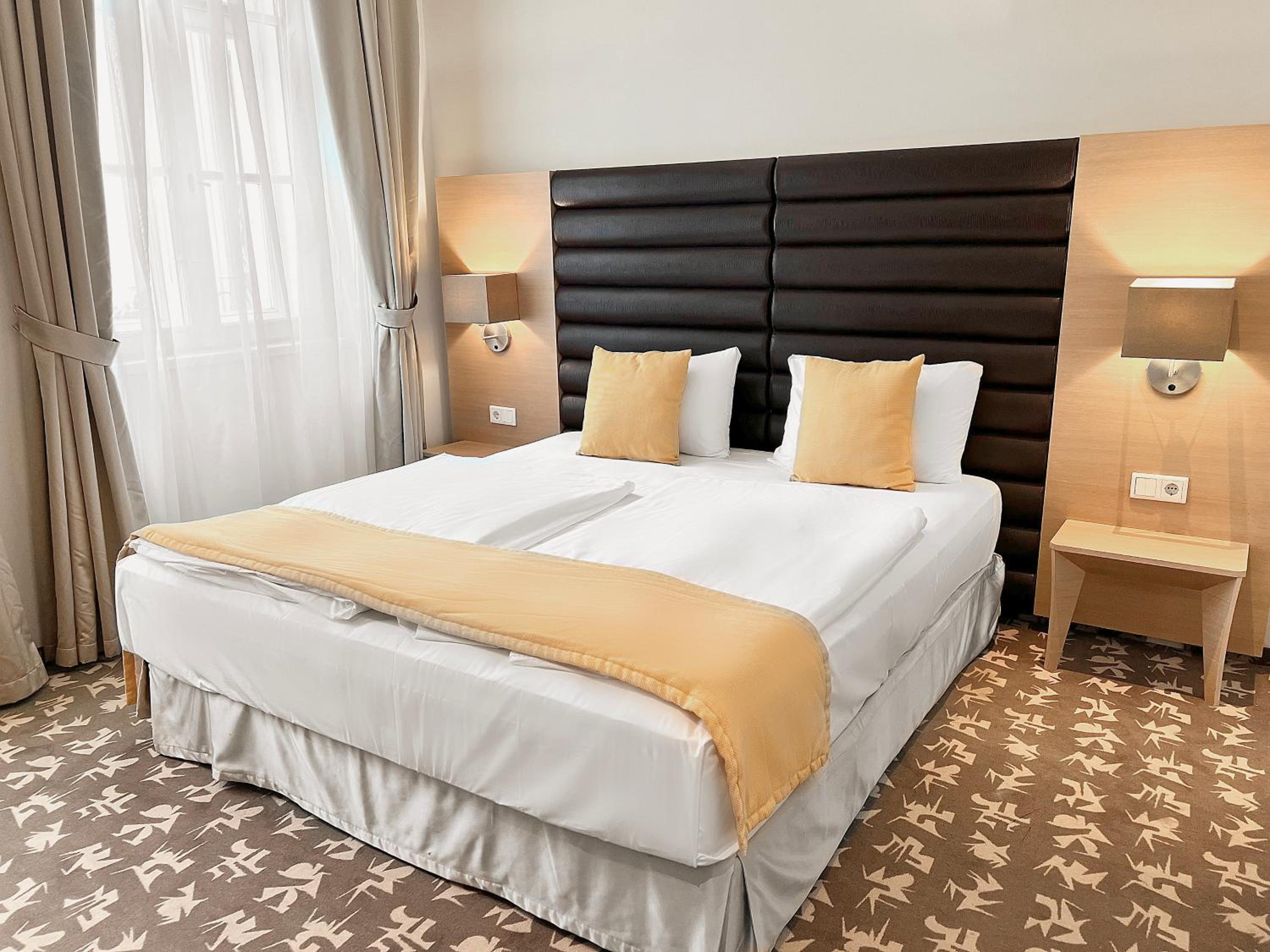 غرفة قياسية بسرير كوين، Buda Castle Fashion Hotel 3/8