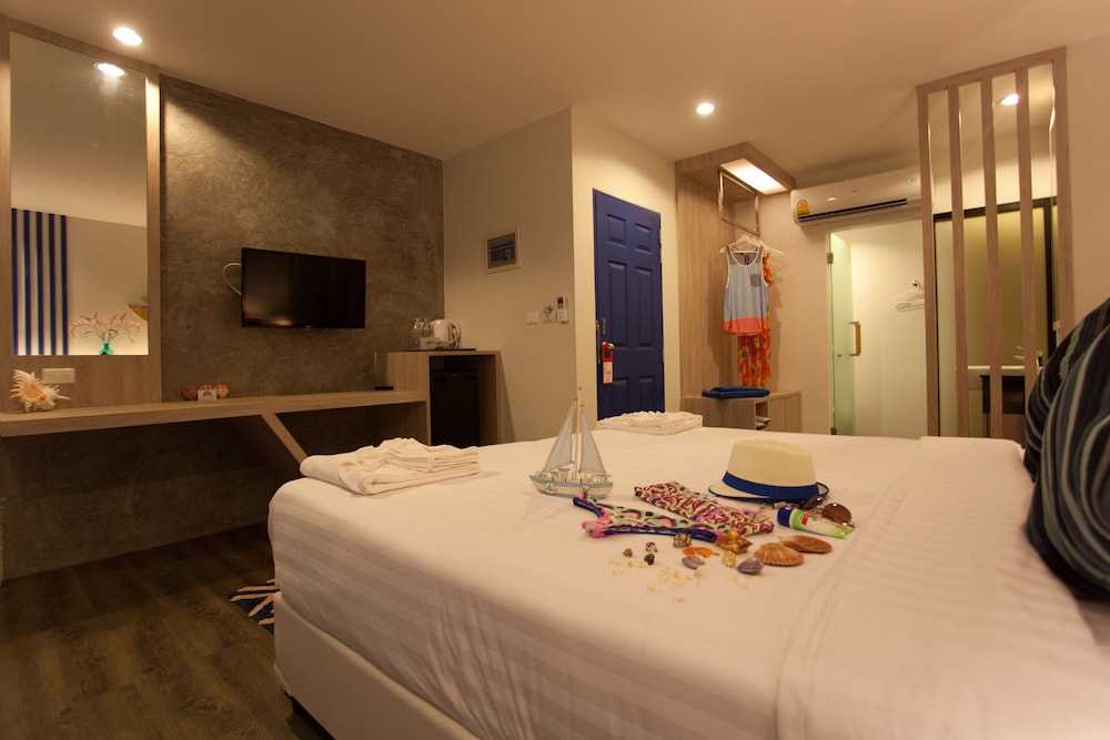 The Blue Pearl Kata Hotel 37/66