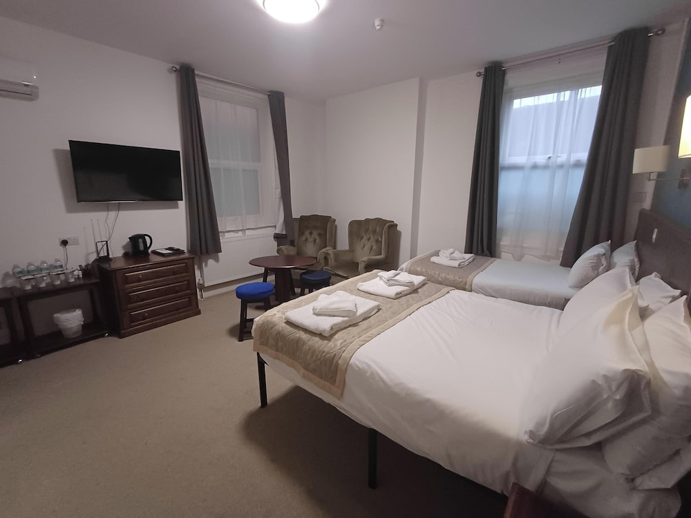 Keppels Head Hotel 20/50