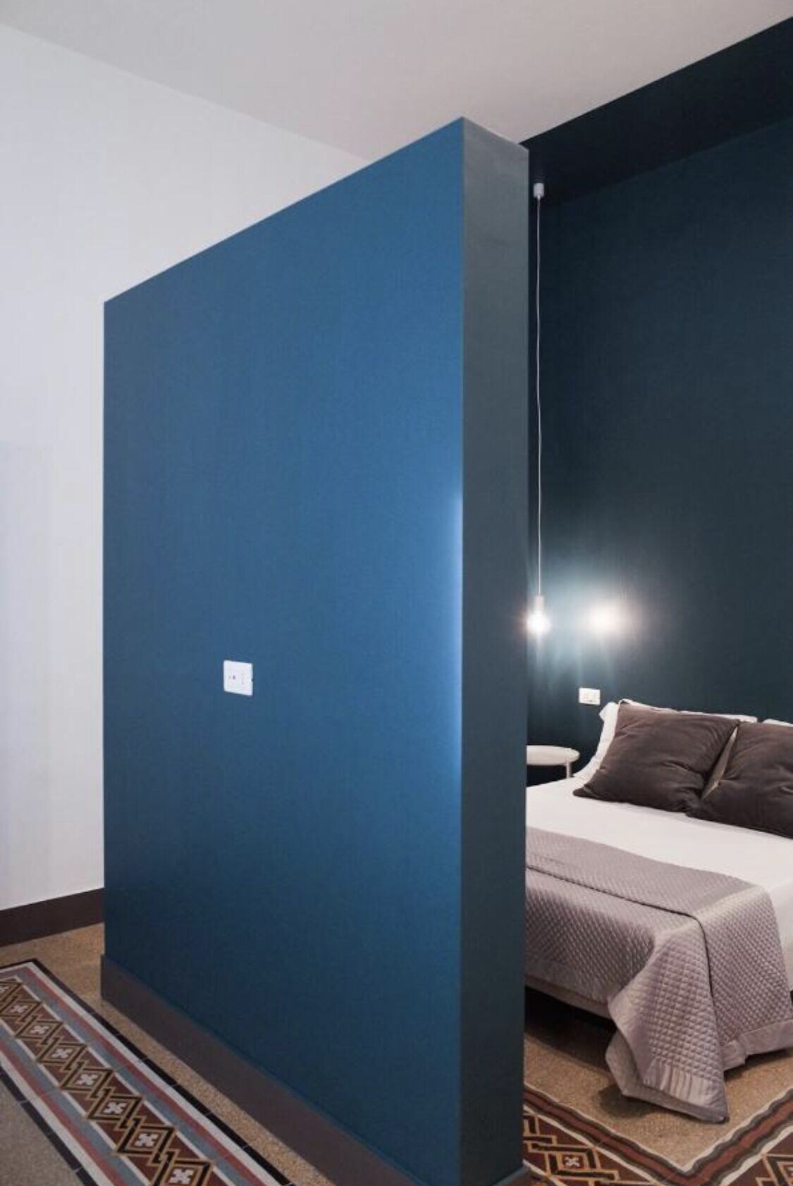 COSMOPOLITAN, FAMILY SUITE, QUEEN BED, SOFA