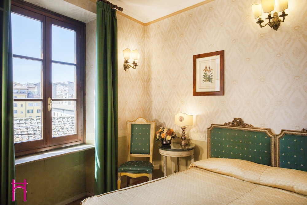 Hotel Hermitage 40/63