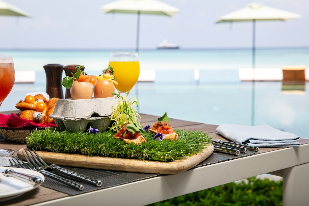 Four Seasons Resort Maldives at Kuda Huraa 44/58