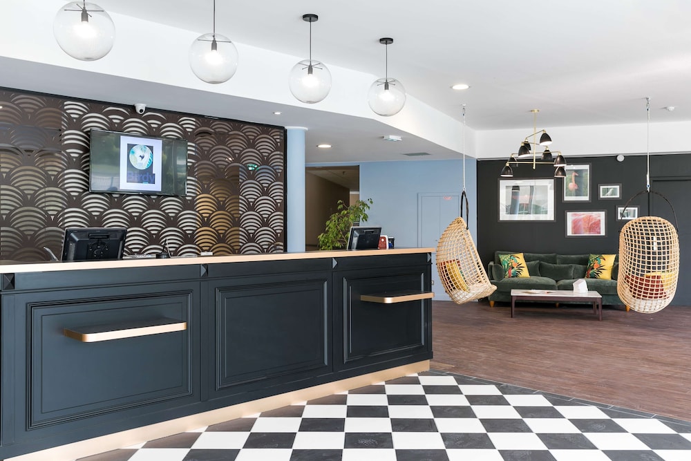 lobby