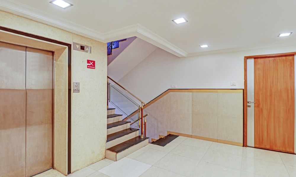 ZIP ROOMS INDIRANAGAR 16/22