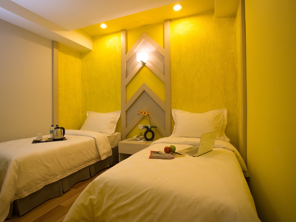 Sunshine Inn Plus 25/50
