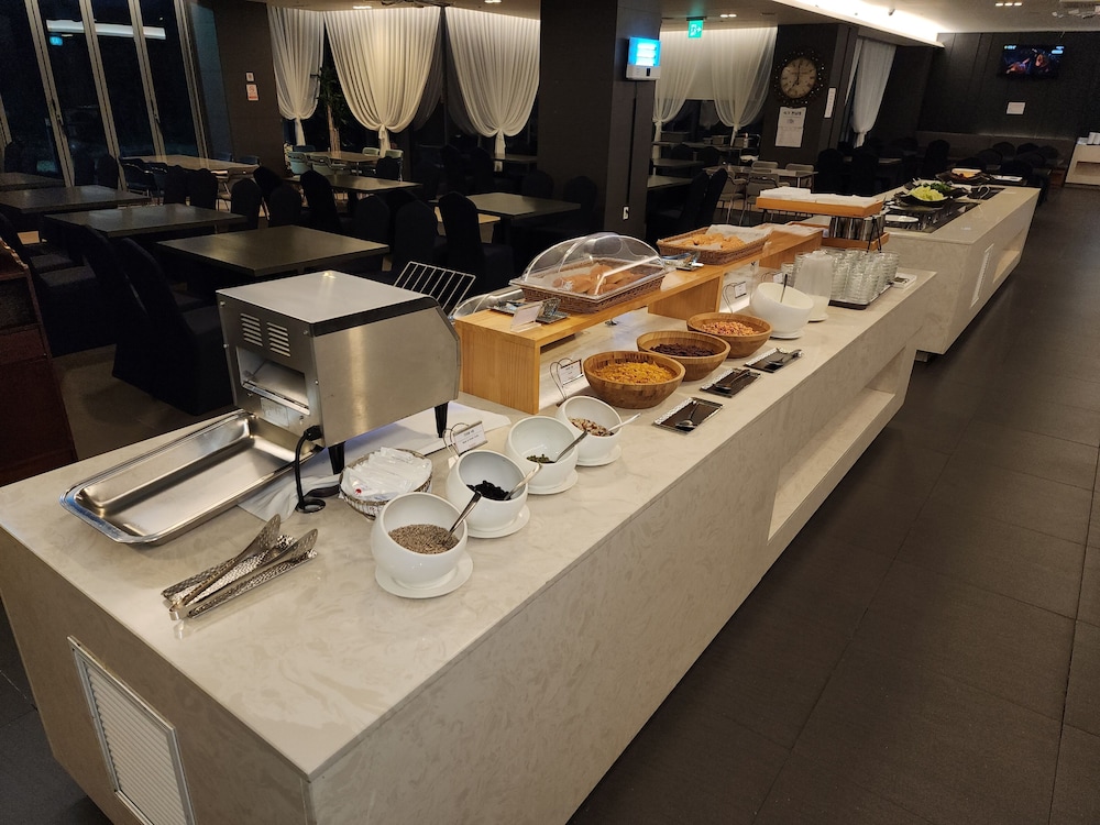 Ramada by Wyndham Jeju Hamdeok 57/70
