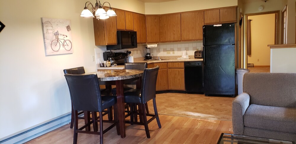 Tamarack Wisconsin Dells a Ramada by Wyndham 33/50