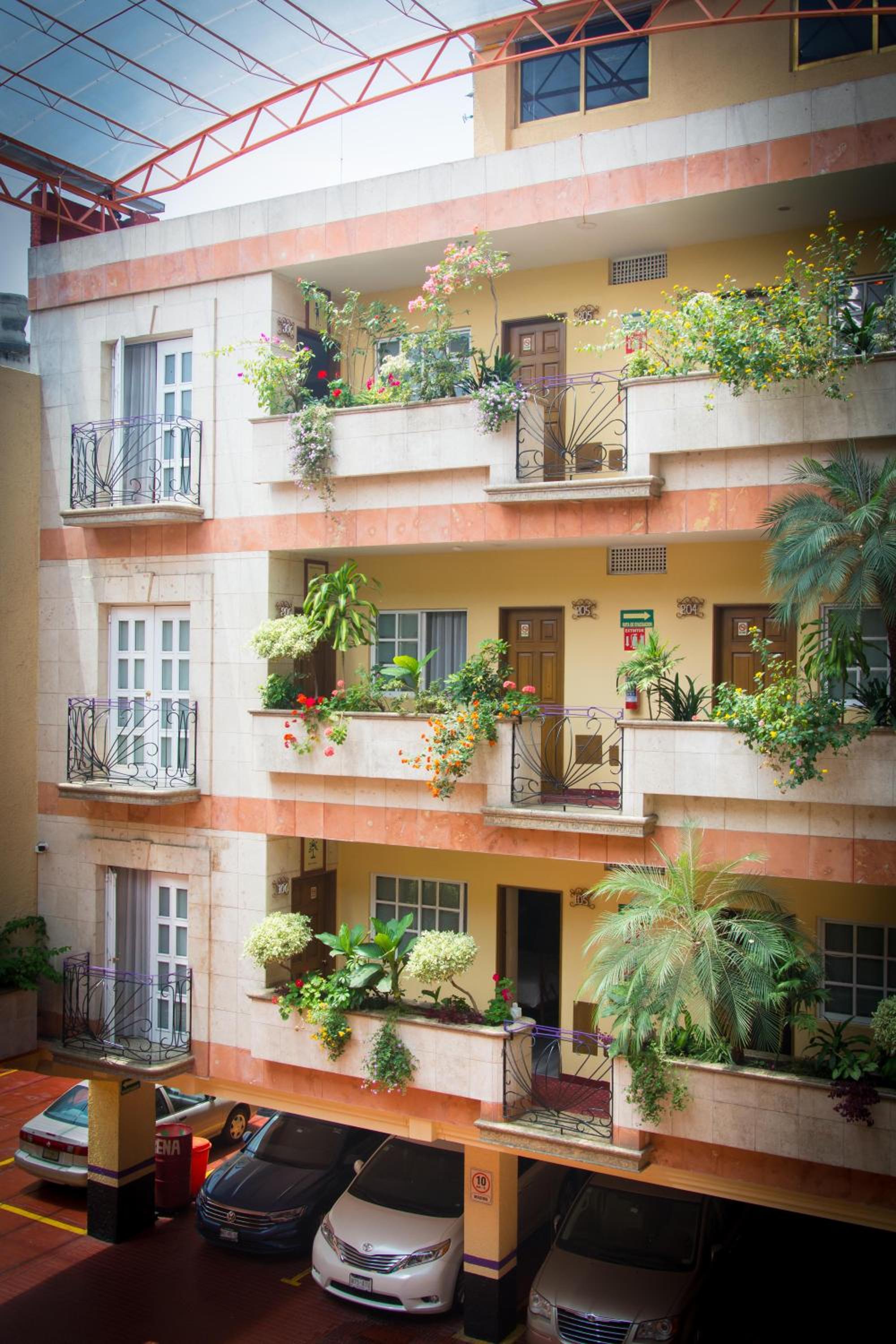 Oyo Flagship Hotel Santa Maria 4/98