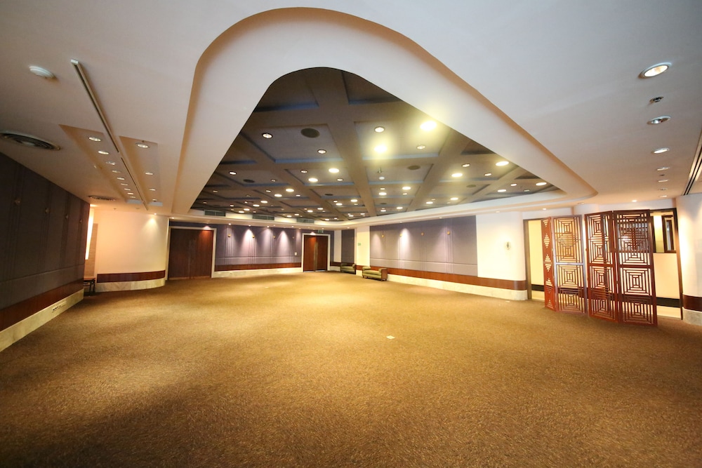 Rama Gardens Hotel 38/50