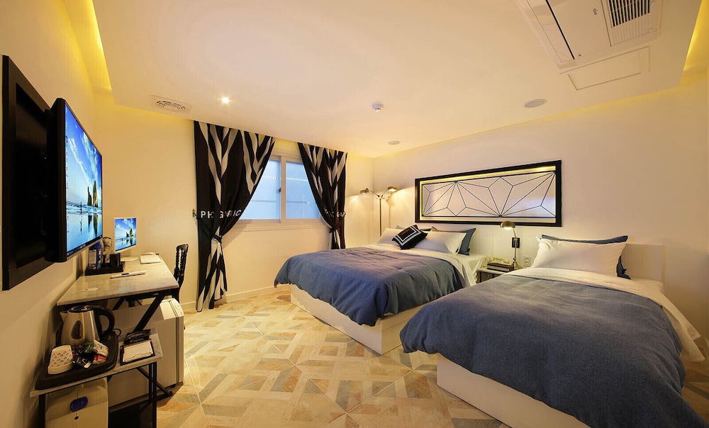 Hotel Nol 13/45