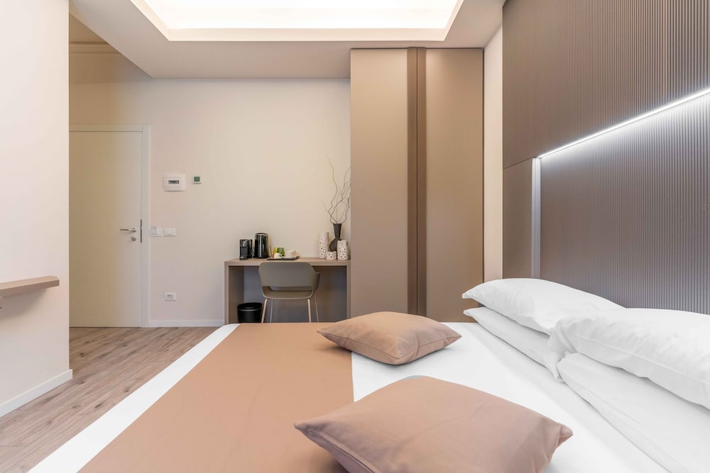 Meneghina Suites Foresteria Lombarda 6/20