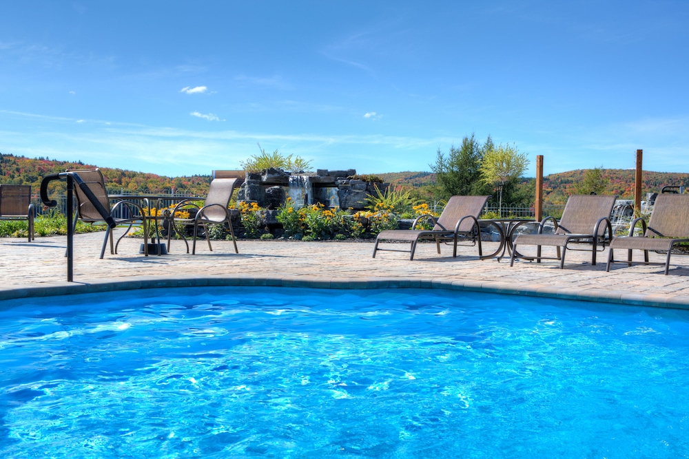 Manoir Du Lac Delage 41/47