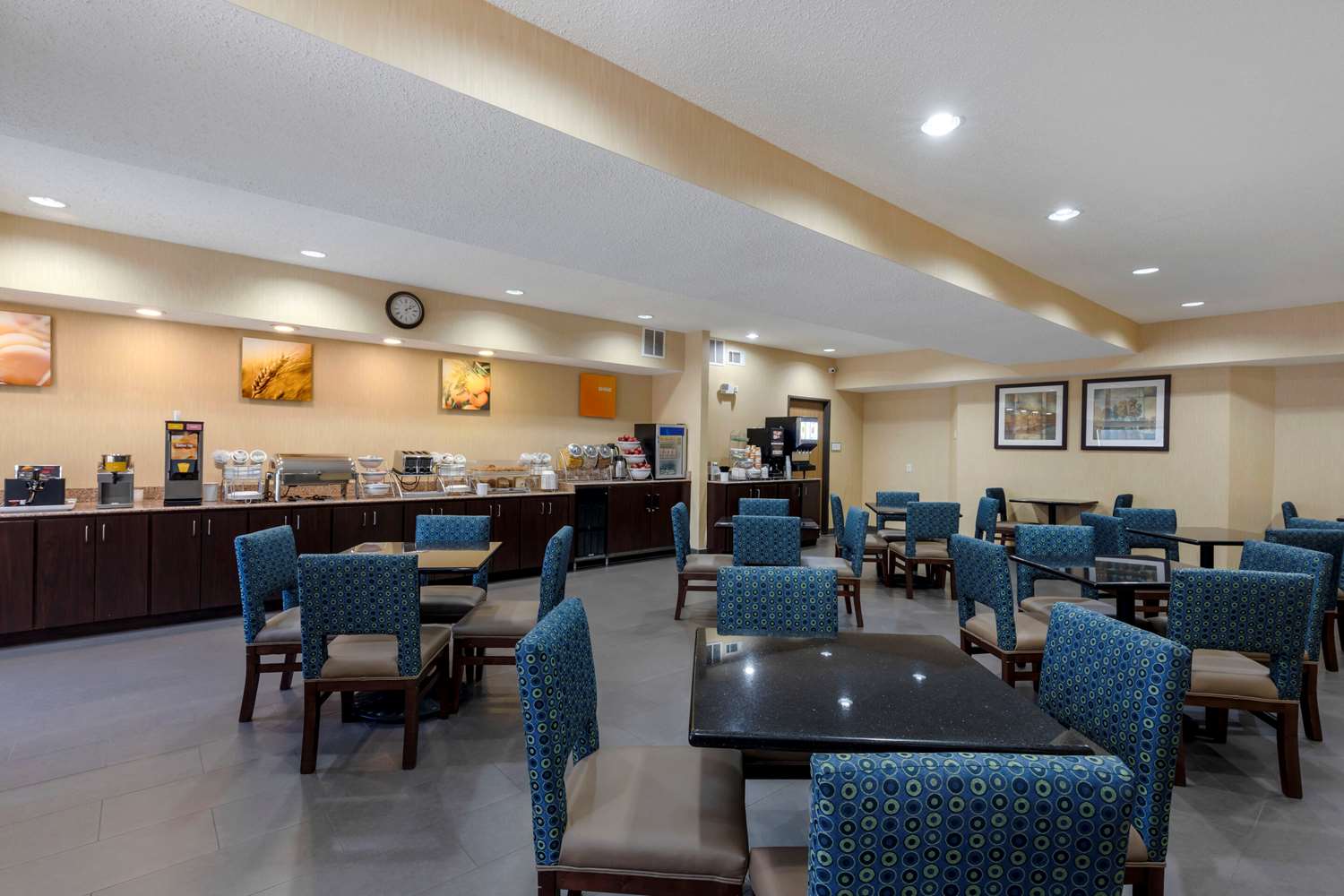 Comfort Suites DFW Airport 8/16