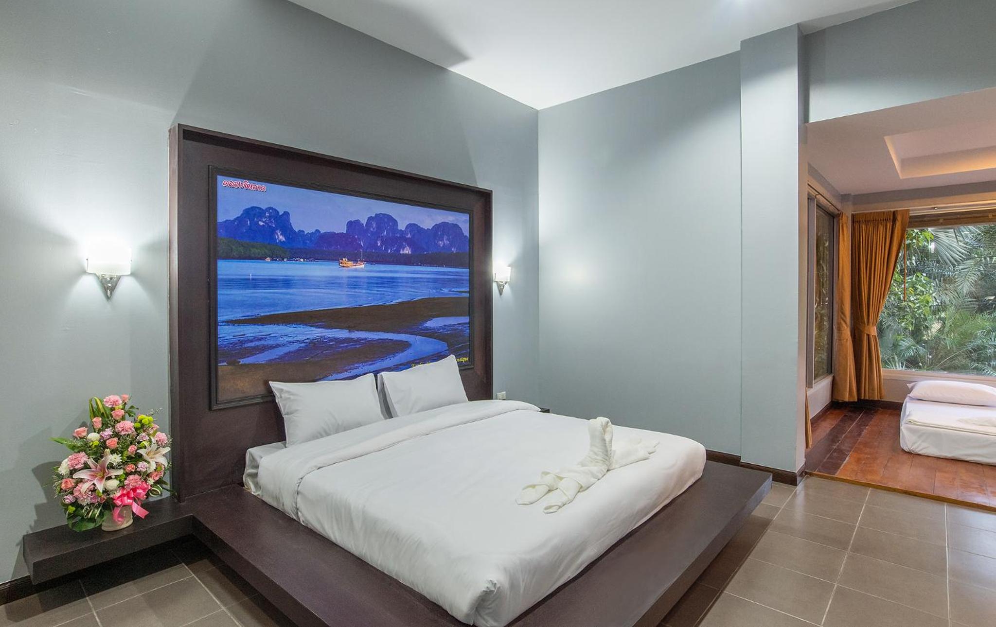 Family, Twin Beds, 2 Queen Beds, Garden View