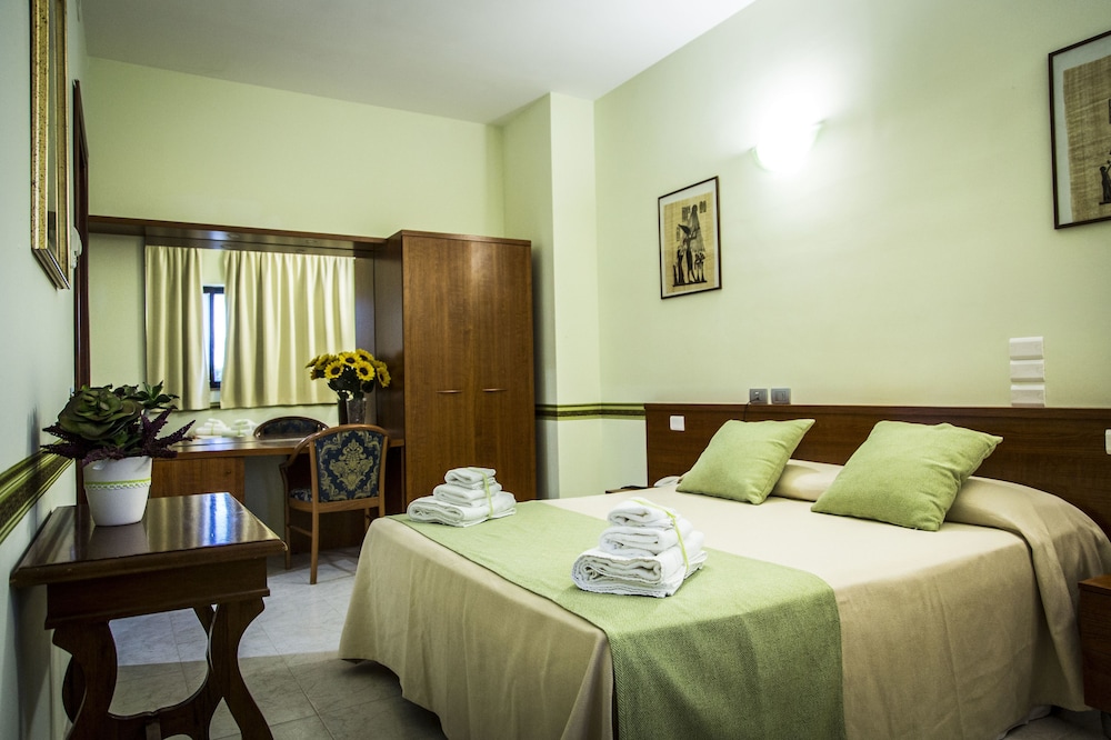 Hotel Cristallo Relais Sure Hotel Collection by Best Western 12/30