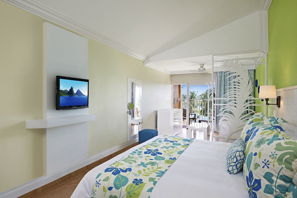 Coconut Bay Beach Resort and Spa 34/73
