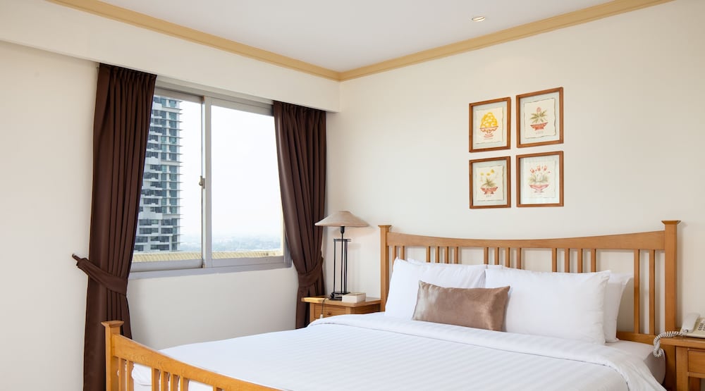 1 BEDROOM, DELUXE, RIVER VIEW