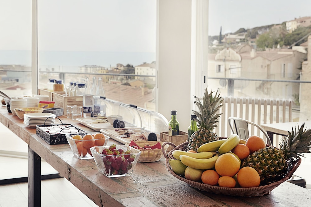 Dynamic Hotels Caldetes Barcelona 36/46