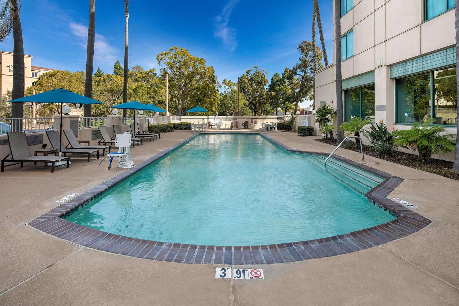 Country Inn and Suites by Radisson San Diego North CA 31/31
