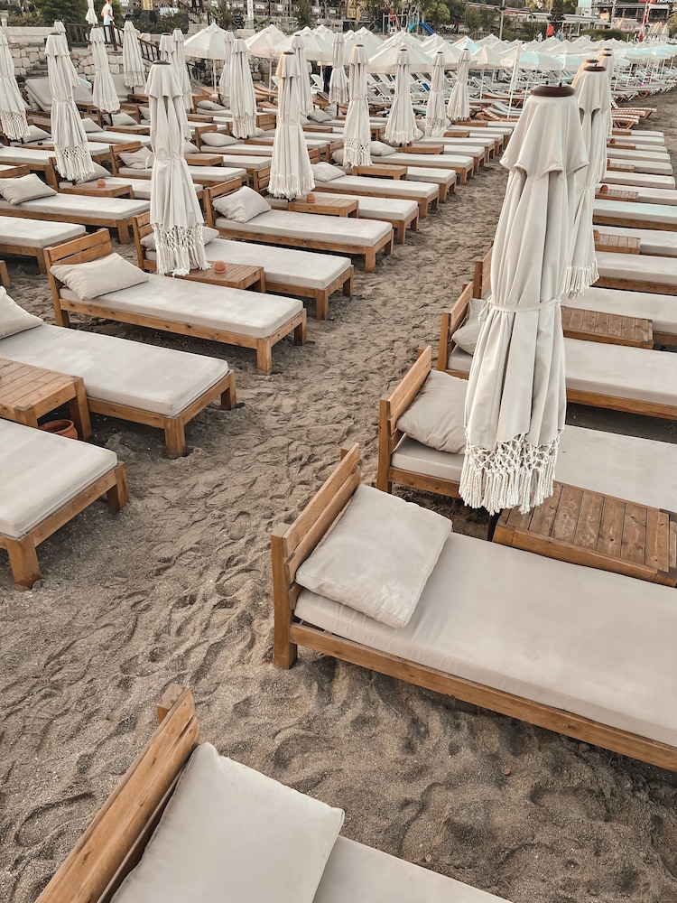 Kalia Beach Hotel Side 30/55