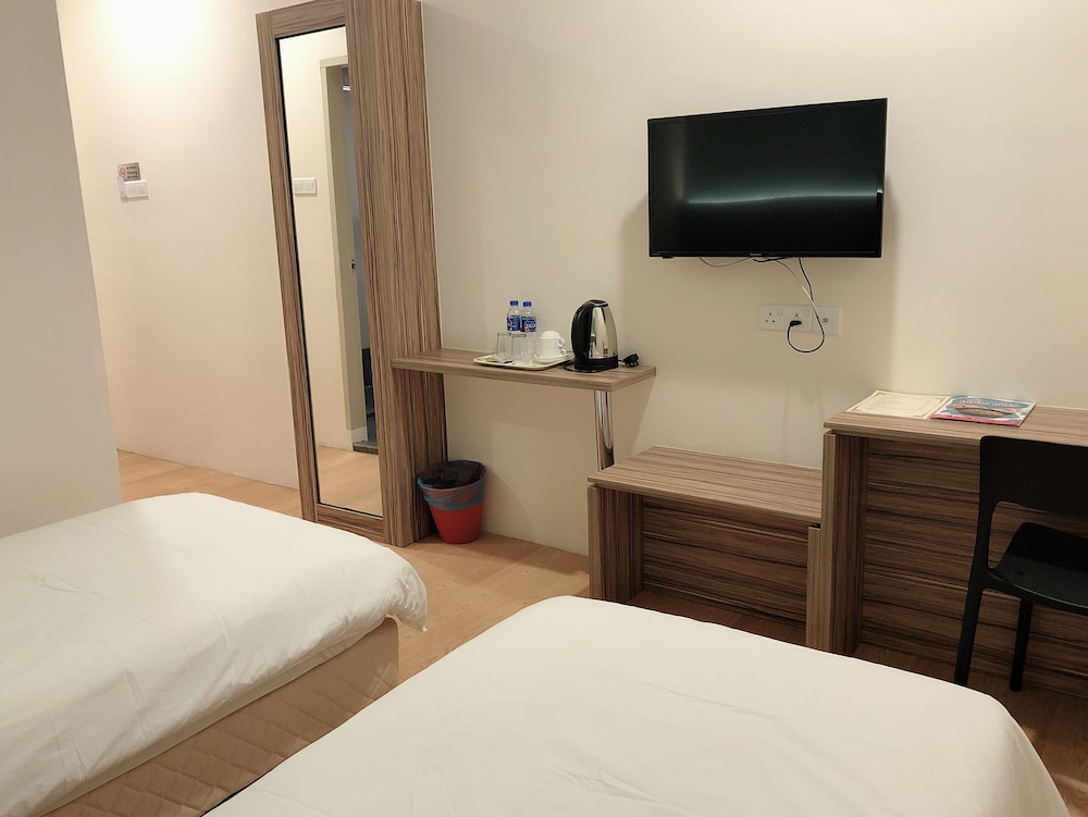 Tumike Hotel 18/58