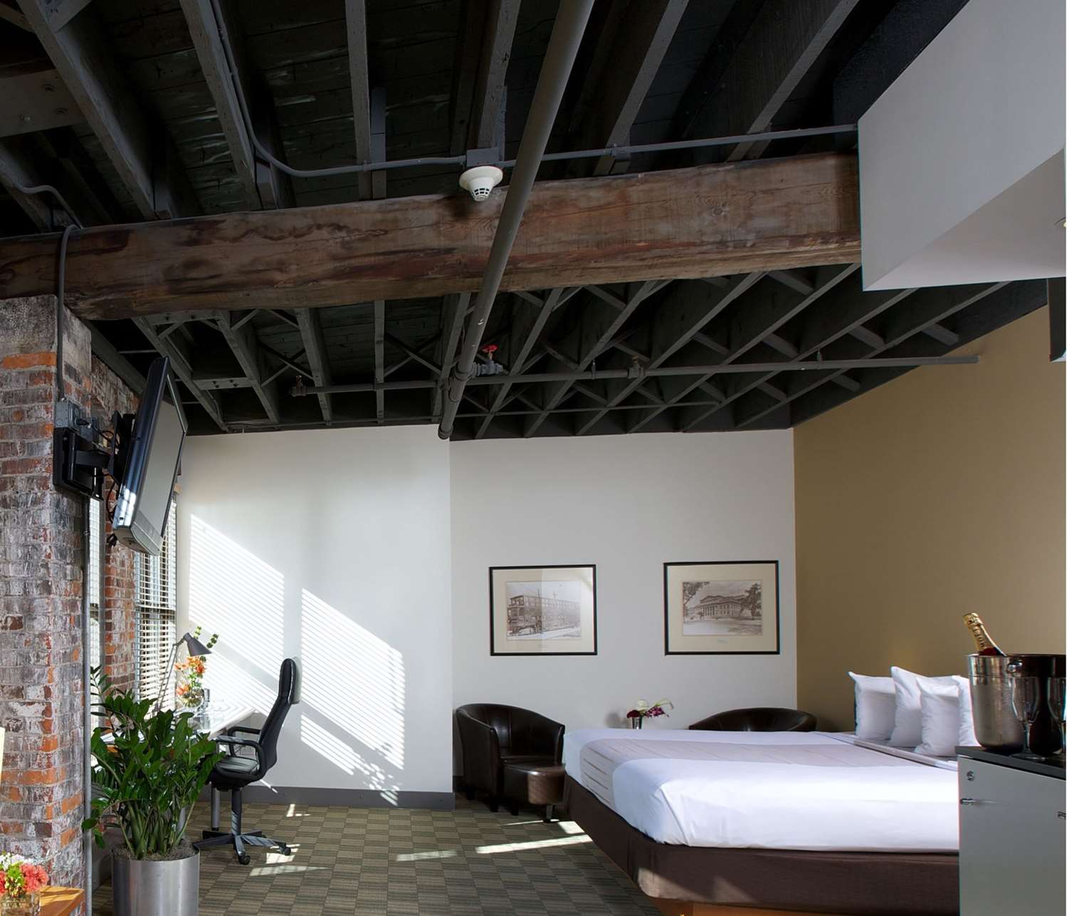 rooms