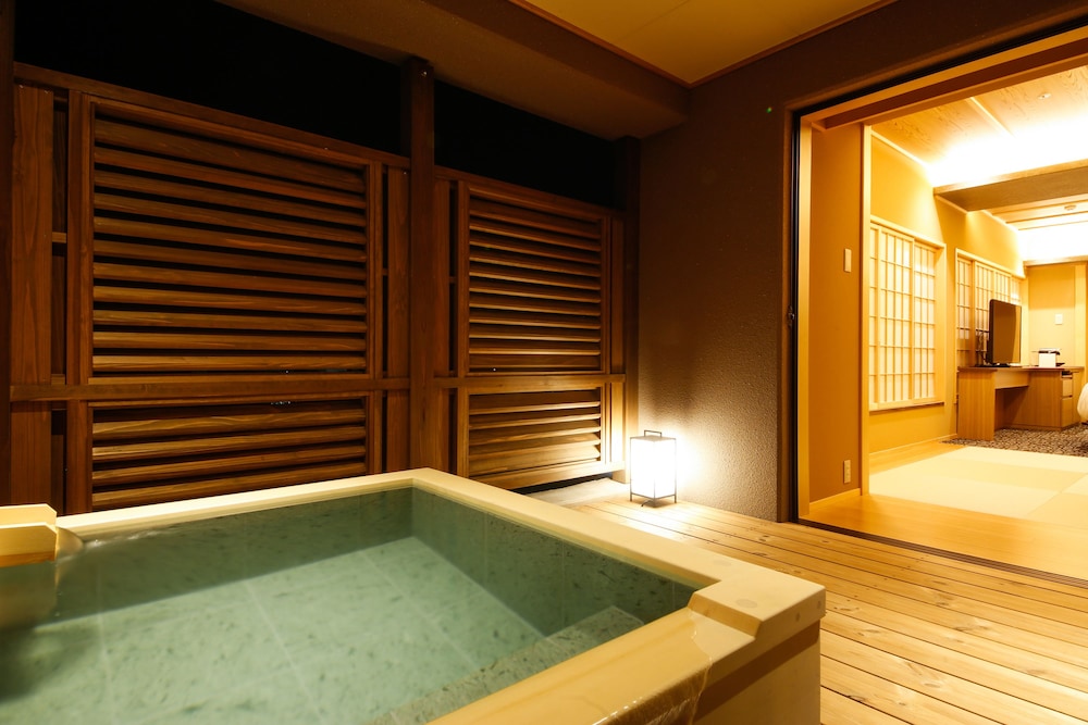 THE SHIROYAMA TERRACE TSUYAMA VILLA 41/68