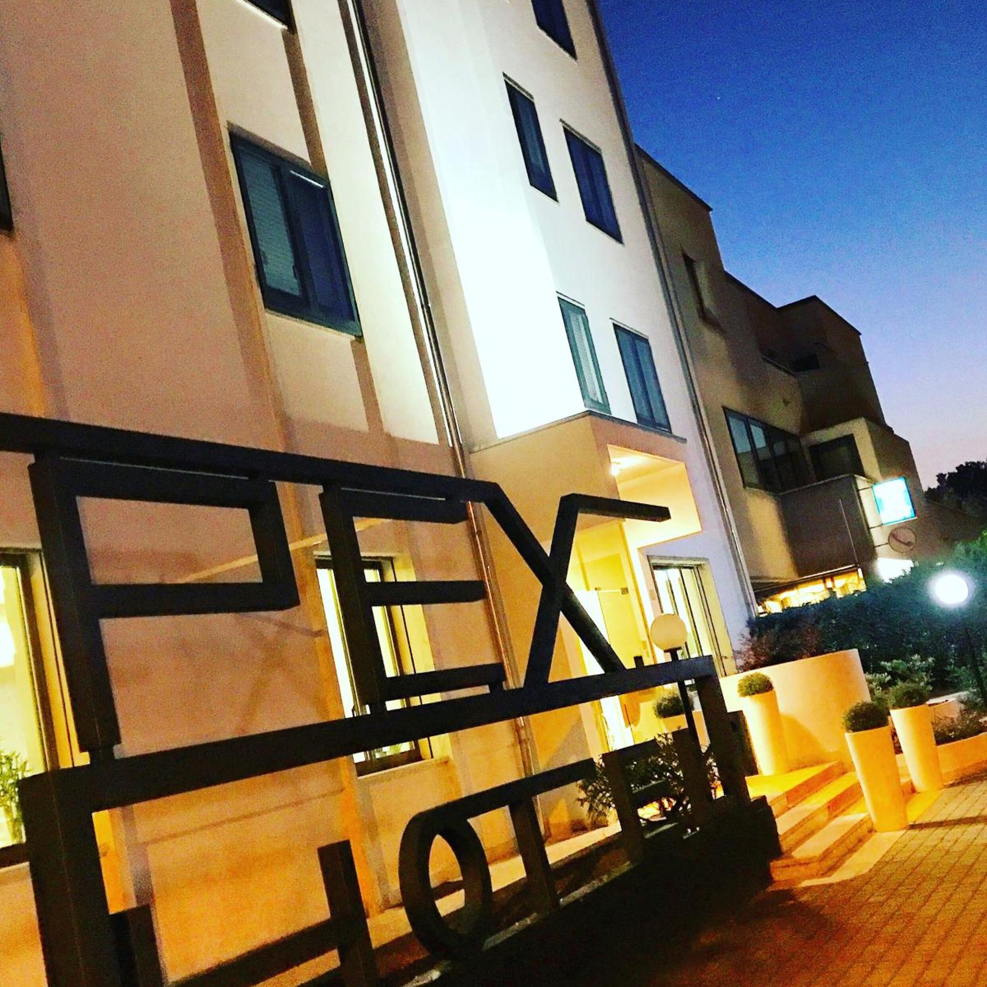 Hotel Pex 4/56