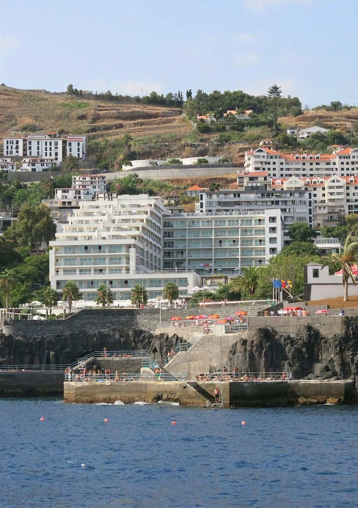 Hotel Melia Madeira Mare 67/71