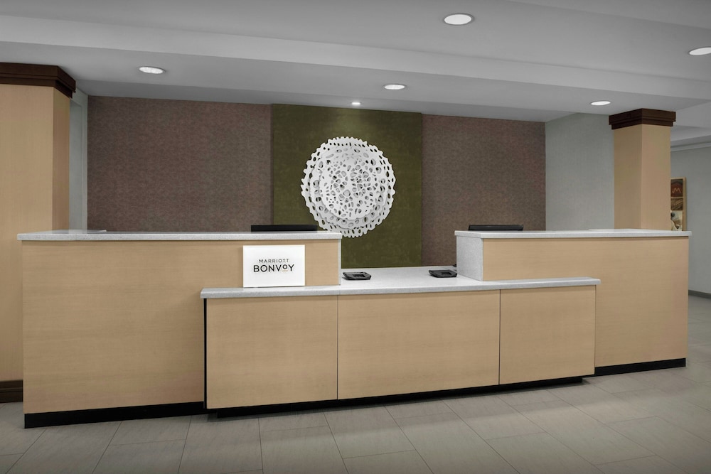 Fairfield Inn & Suites by Marriott Sarasota Lakewood Ranch 12/60