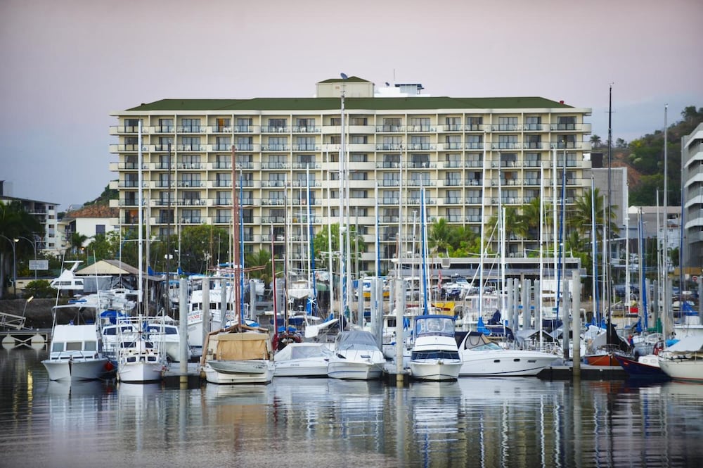 MainStay Suites Townsville 39/47